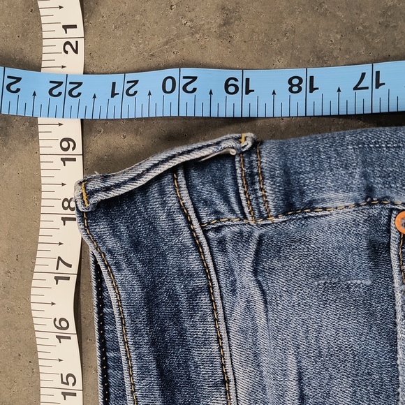 American Eagle Men’s Size 36‎ Airflex Distressed Denim Jean Shorts - Picture 6 of 6